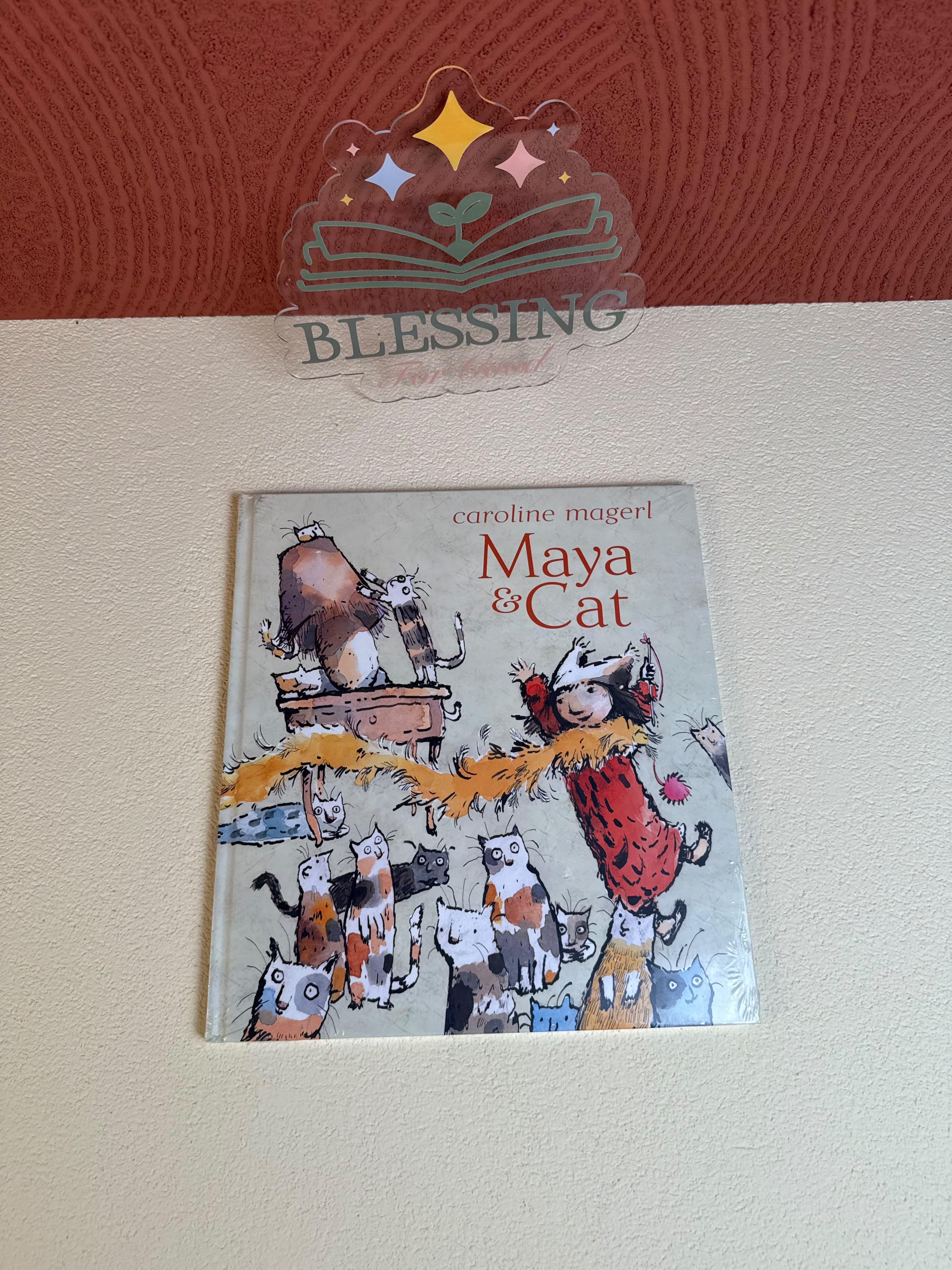 Foto Ready Stock Maya and Cat